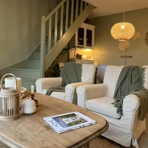 Hébergement de vacances Le Clos Du Moulin 3, With Garden, 3 Bedroom (adults Only), Entraigues-sur-la-Sorgue